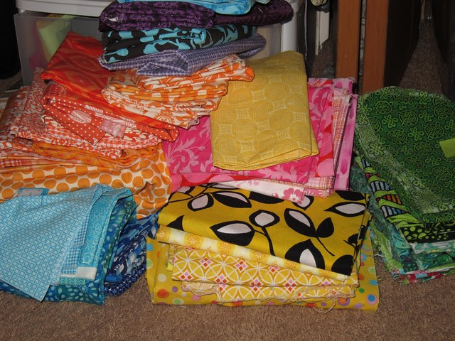 Mikaela's Quilt - fabric pile