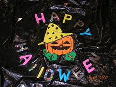 Halloween prep at Araki eigo club - 2.jpg