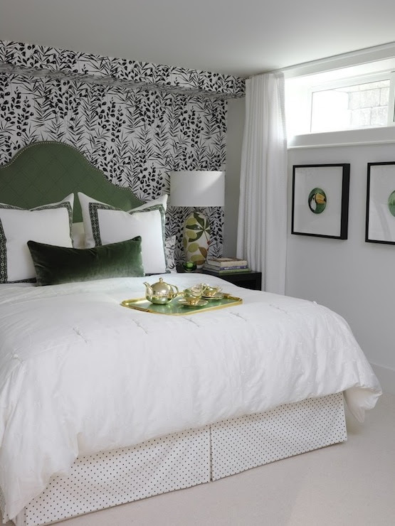 black and white wallpaper bedroom. white green lack chic