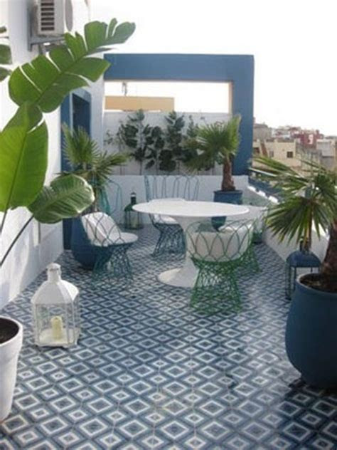 Porcelain or ceramic tile is commonly used as kitchen flooring because of its durability and attractive appearance. moroccan-balcony-garden | HomeMydesign
