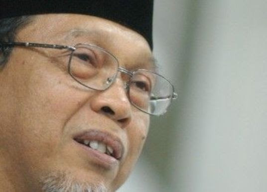 Mantan Ketua MUI Ini Ungkap Kekejaman PKI Terhadap Para Ulama