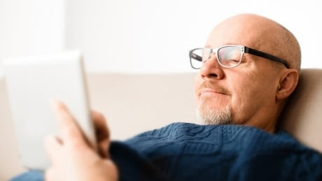 Senior computer use ipad