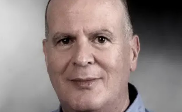אדם נוימן ואשתו - ×××¨××× ×©× ××××¦×: ×¨×× ×××××¡ ×××××× ××××× ××©× : יוליה היא האדם המתאים ביותר לסדר היום של .