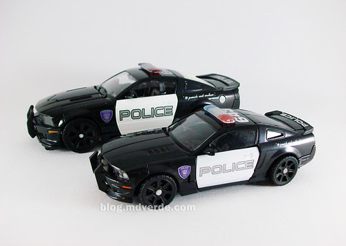 Transformers Barricade Human Alliance RotF vs Deluxe - modo alterno