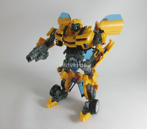Transformers Bumblebee RoTF Deluxe - modo robot