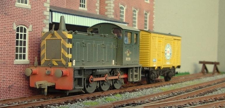 MODEL RAILWAY SHUNTING PUZZLES