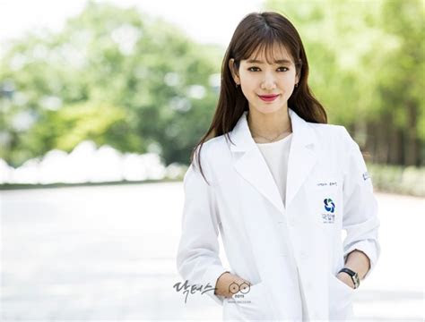 dokter cantik  drama korea  bikin kamu lupa rasa sakit