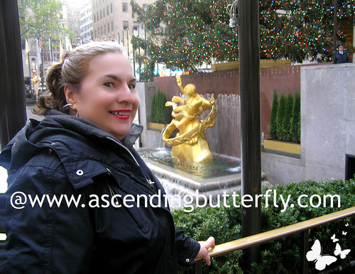 mom overlooking ice skating rink at rockefeller center holidays 2012 WATERMARKED