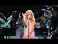 Performances de Shakira no 12° Latin Grammy