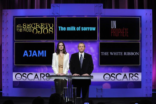 Anne Hathaway y Tom Sherak anunciaron las películas nominadas para el Oscar 2009