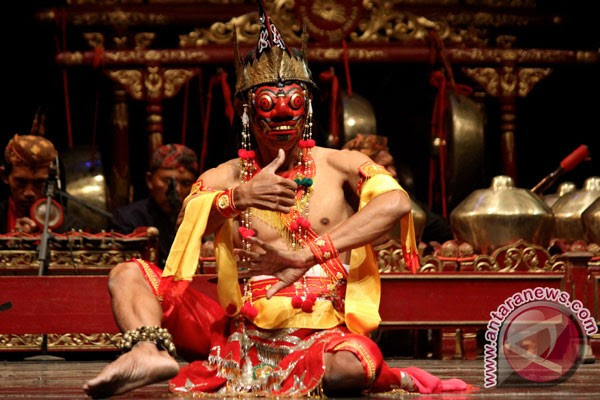 Pergelaran Tari Topeng - Foto ANTARA News