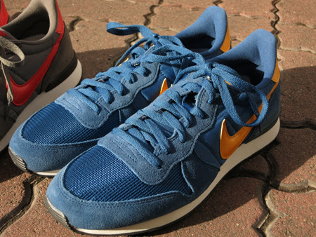 新年は新しいスニーカーで Nike ナイキ のインターナショナリスト Jpg