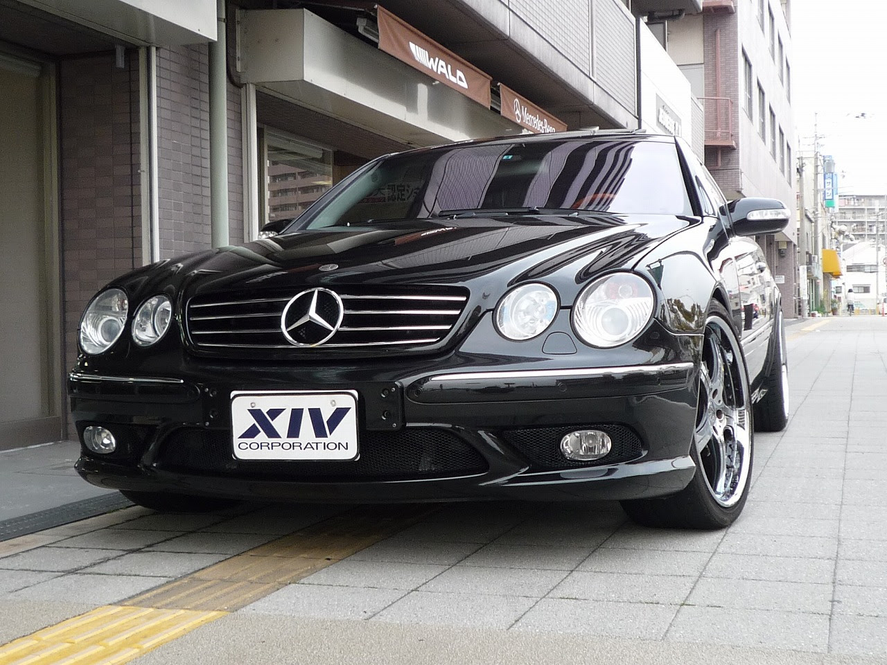 関西輸入中古車販売店エクシブのブログbenz ベンツ ２ドアクーペ V8コンプレッサ Amgベンツclクラスcl55 黒 大阪高品質benz中古車 販売店