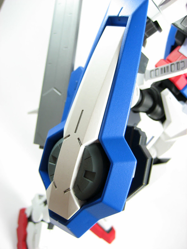 1/60 GN-001 Gundam Exia