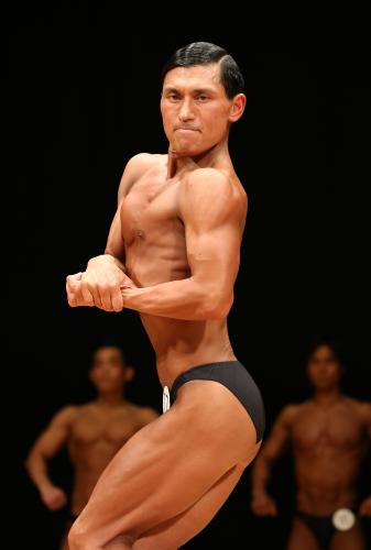オードリー 春日俊彰の筋肉 腹筋がかっこいい キモいの声も ボディビル大会でのマッスルボディ画像 ぽっちゃり時代の画像もまとめた Pixls ピクルス