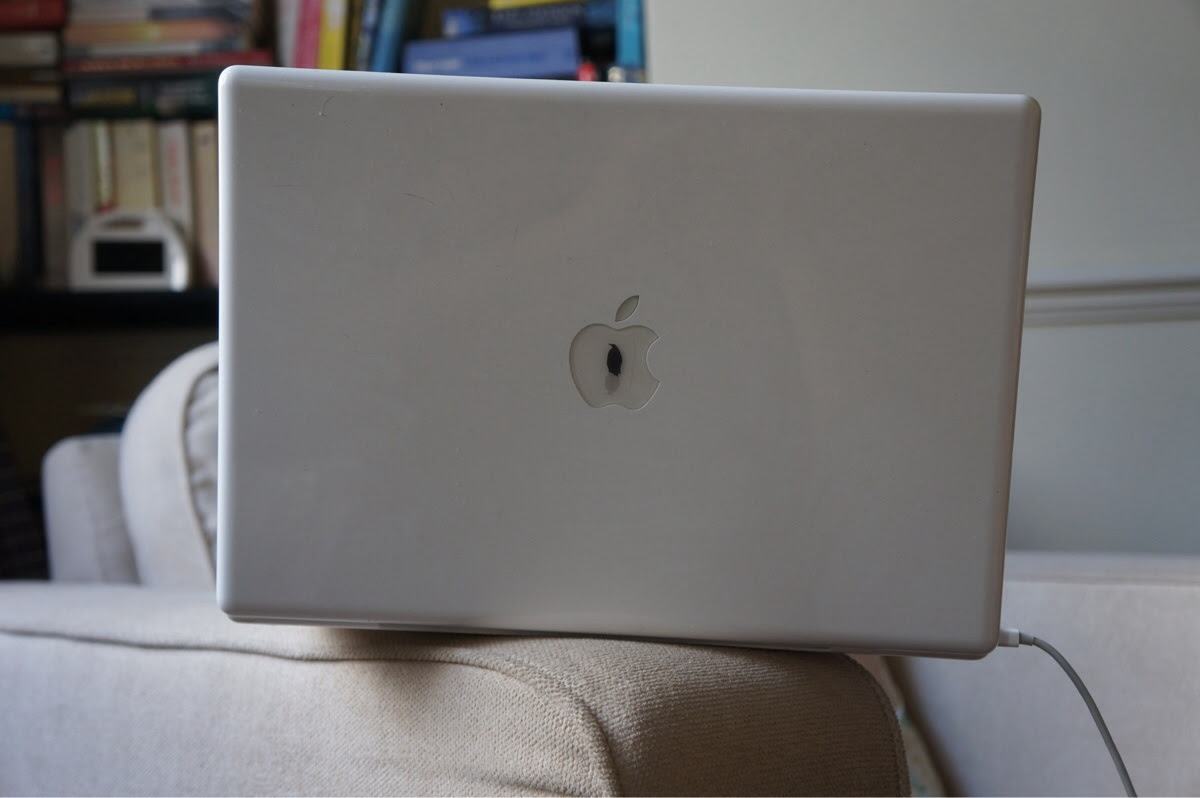 Share your MacBook decals/customizations! : mac