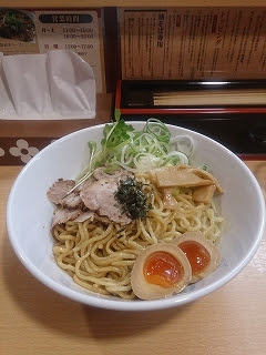 鹿児島市 油そば専門兎 天文館店 ７７５づある