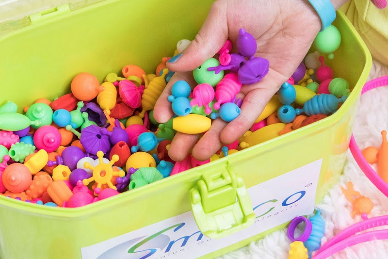 SMITCO Snap Pop Beads - 725 Piece Preschool Crafts Jewelry Making Kit for Kids #SmitCoLLC #Gift