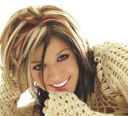 Color Highlight In Your Hairstyle
