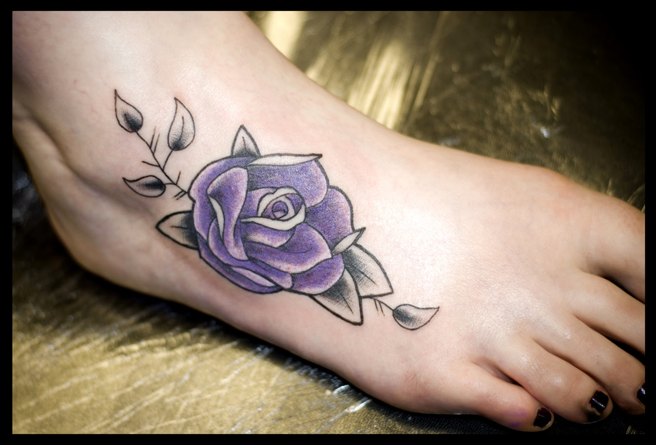 tattoo rose oldschool