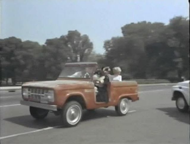 Imcdb Org 1966 Ford Bronco Roadster U13 In Who S Minding The Mint 1967