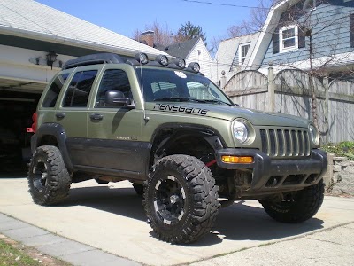 2002 Jeep Liberty Rear Window Trim