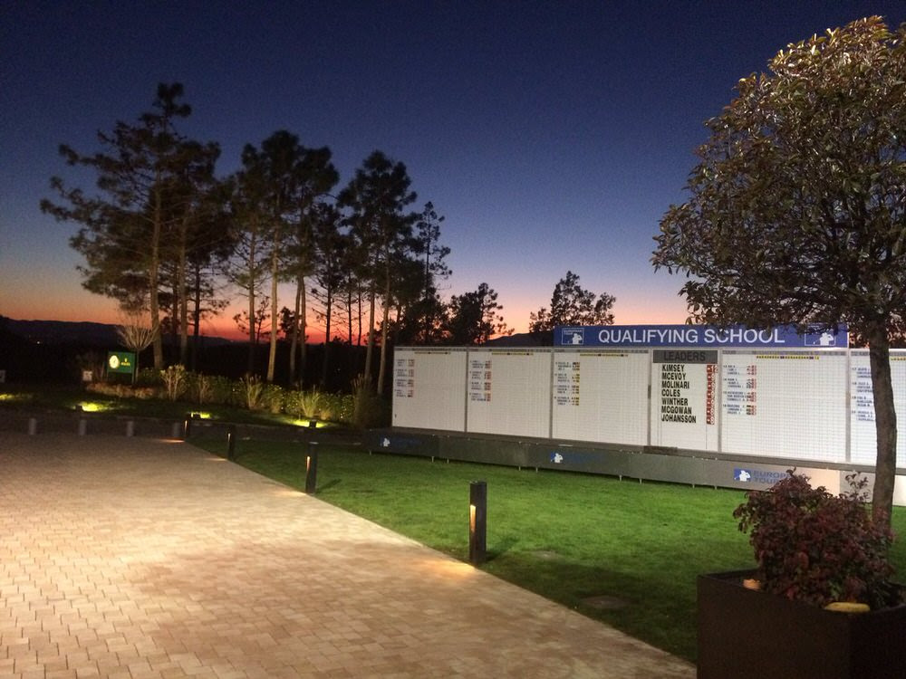 After four days, Michael Hoey and Gary Hurley remain in the hunt at the European Tour Qualifying School Final Stage at PGA Catalunya Resort.