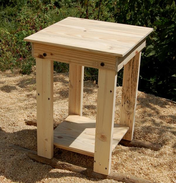 Sanded Pallet Side Table and Nightstand Pallet Furniture ...