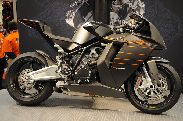 New KTM RC8R 2009 Design 