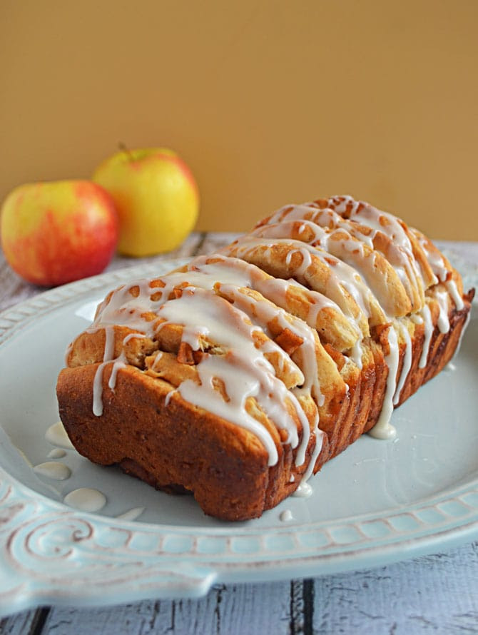Apple Fritter Pull-Apart Bread