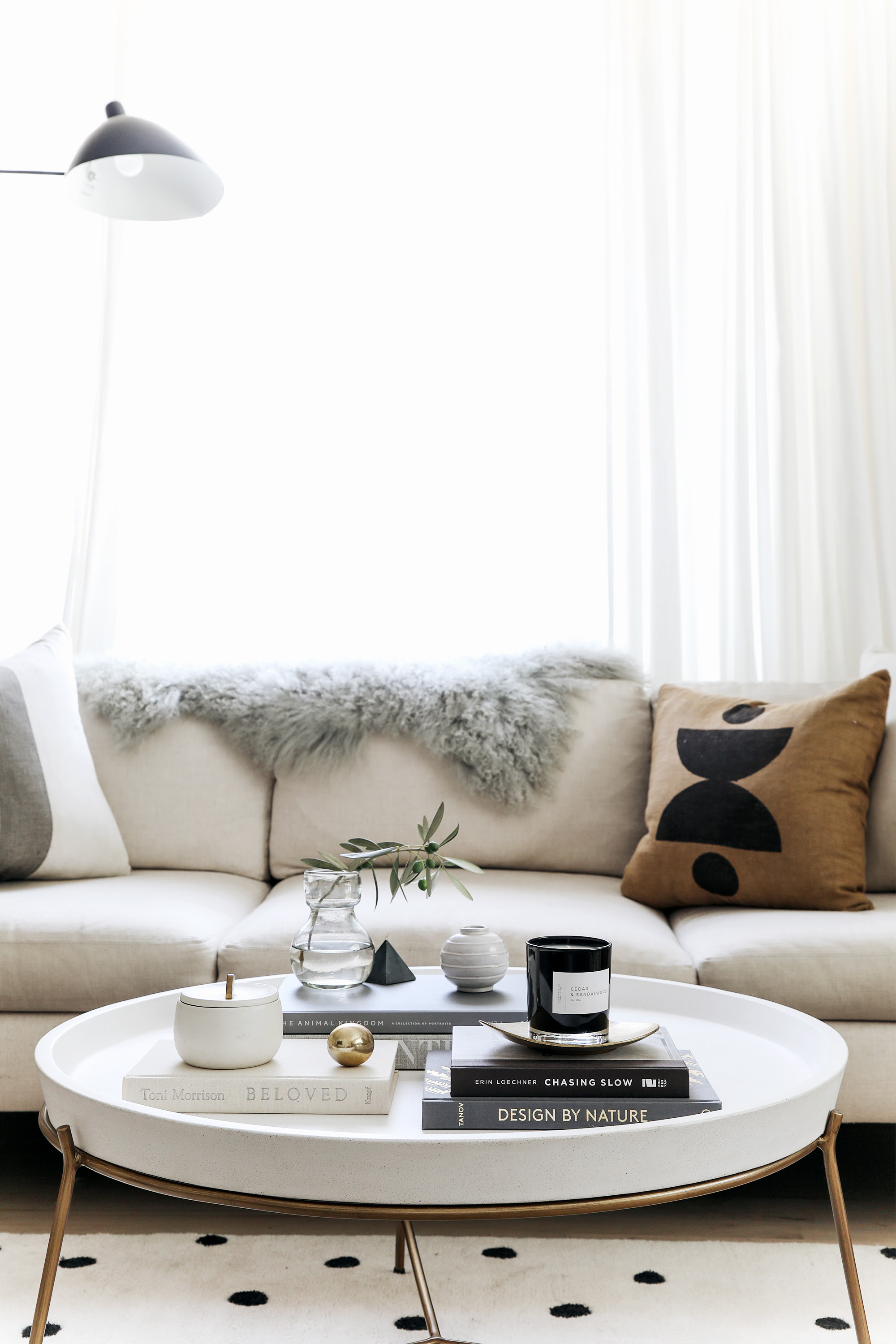 Coffee Table Styling Tips For Round Coffee Tables Anne Sage