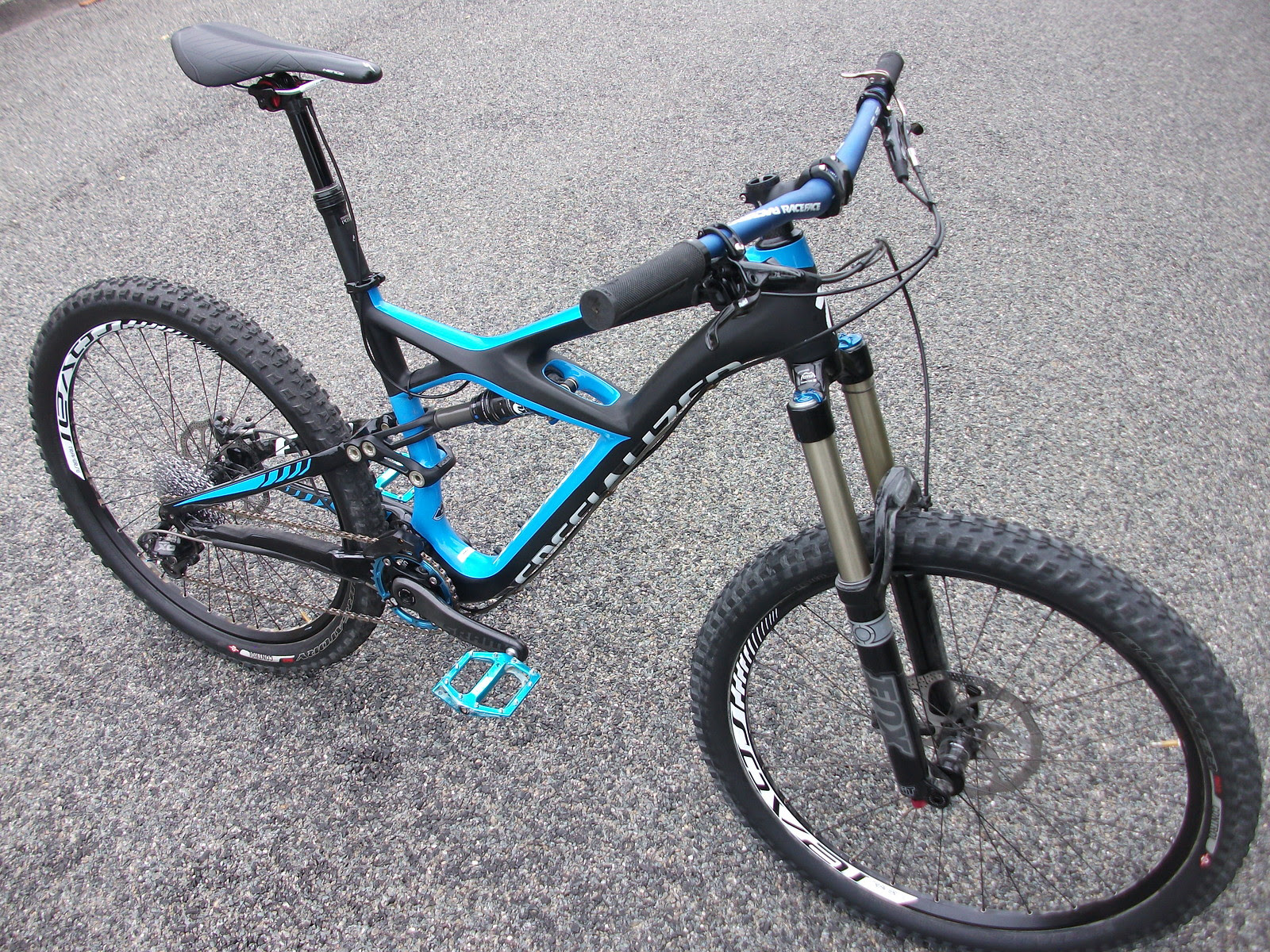Specialized Enduro 2010 Nouveau millÃ©sime, nouvel enduro Noter : 9 ...