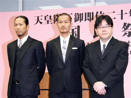 ｅｘｉｌｅのａｔｓｕｓｈｉ サングラス外して素顔披露 芸能 Zakzak