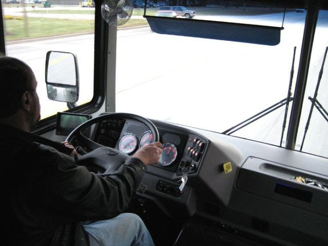 Party Bus (16 pics)