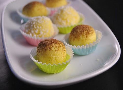 Ricotta, coconut and saffron balls