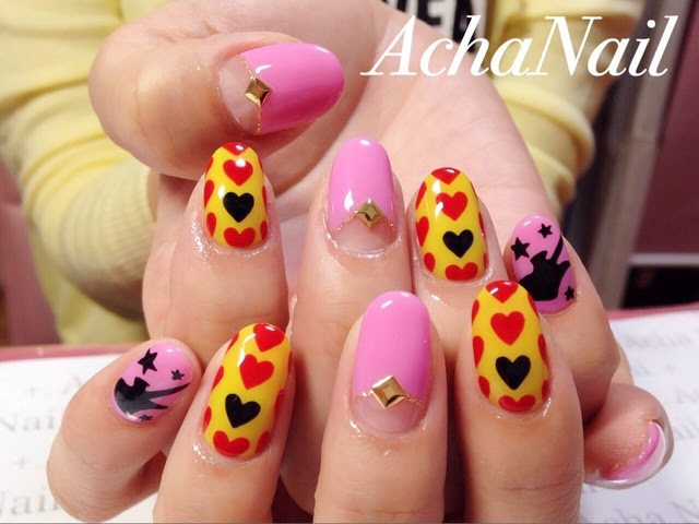 Hideネイル イエローハート 池袋プライベートネイルサロンacha Nail 池袋プライベートネイルサロンacha Nail のネイル ネイルクルー