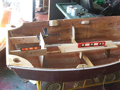 diy stitch and glue epoxy boat building laminating marine