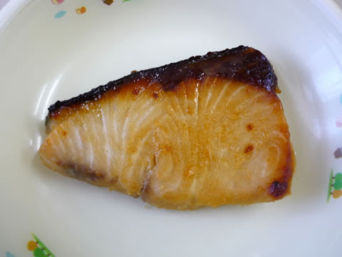 あゆみこども園 給食のレシピ 13年2月 ぶりのみそ照り焼き