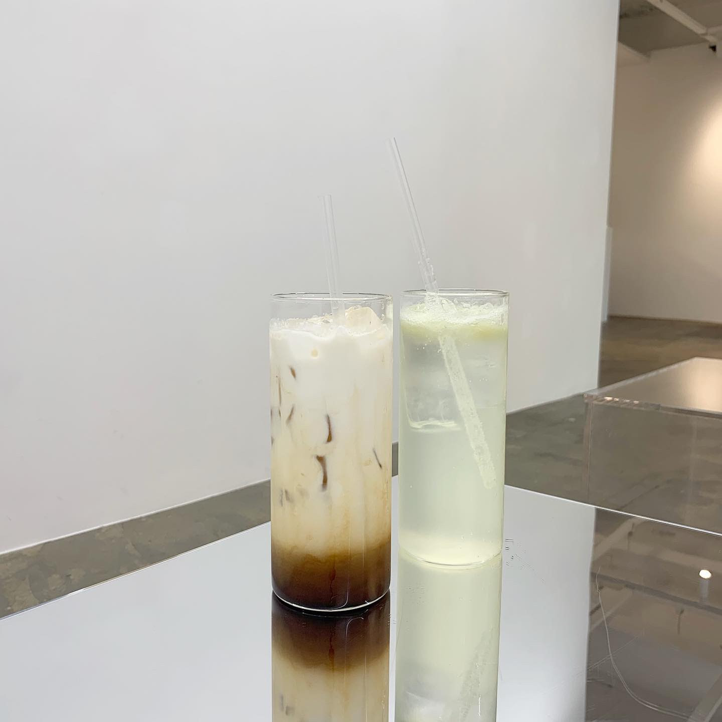 Nom de plume(ノンデプルーム) シンプルかわいい！韓国カフェlightness☕️