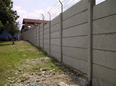 Harga u ditch tangerang berikut dengan penawaran harga cover u ditch penutup saluran kami tawarkan bagi anda yang sedang ada proyek drainase . Harga Pagar Panel Beton Precast Megacon Murah - Pabrik