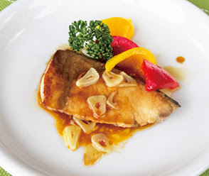 ぶりのガーリックバターソテー 醤油 味噌 本物の味ひとすじ フンドーキン醤油 九州大分県臼杵