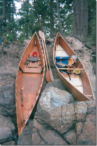 Double Paddle canoes