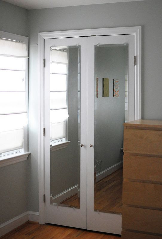 put simple mirror on doors