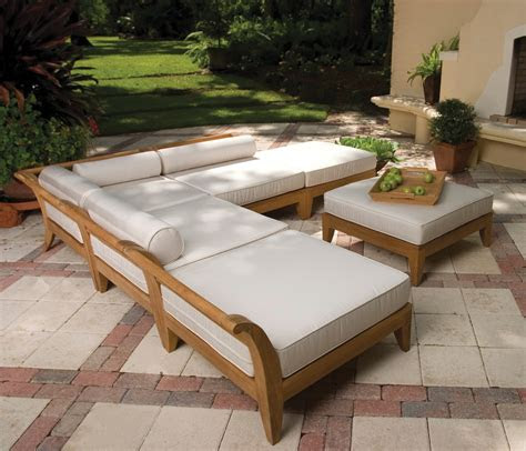 outdoor furniture plan build  platform bed
