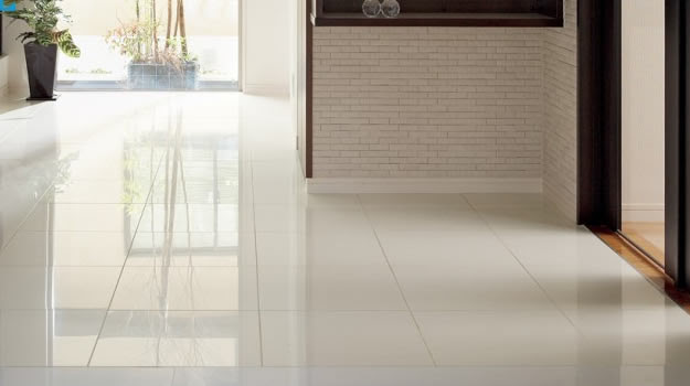 リビング ダイニング キッチンの床をタイル貼にする際に気を付けること 根上建築 設計士とつくる 三河の暮らしを豊かにする木の家