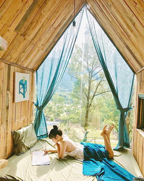 nang-mc-mach-khu-nghi-lo-lung-giua-nui-rung-dip-20-10