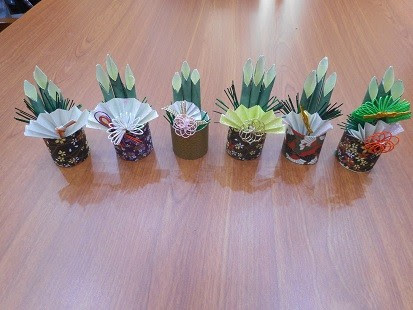デイサービスの様子 お正月準備編 アルファリビング岡山後楽園 スタッフブログ あなぶきの介護