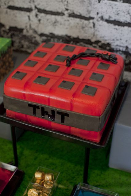 TNT Cake at a Minecraft Party #minecraft #partycake