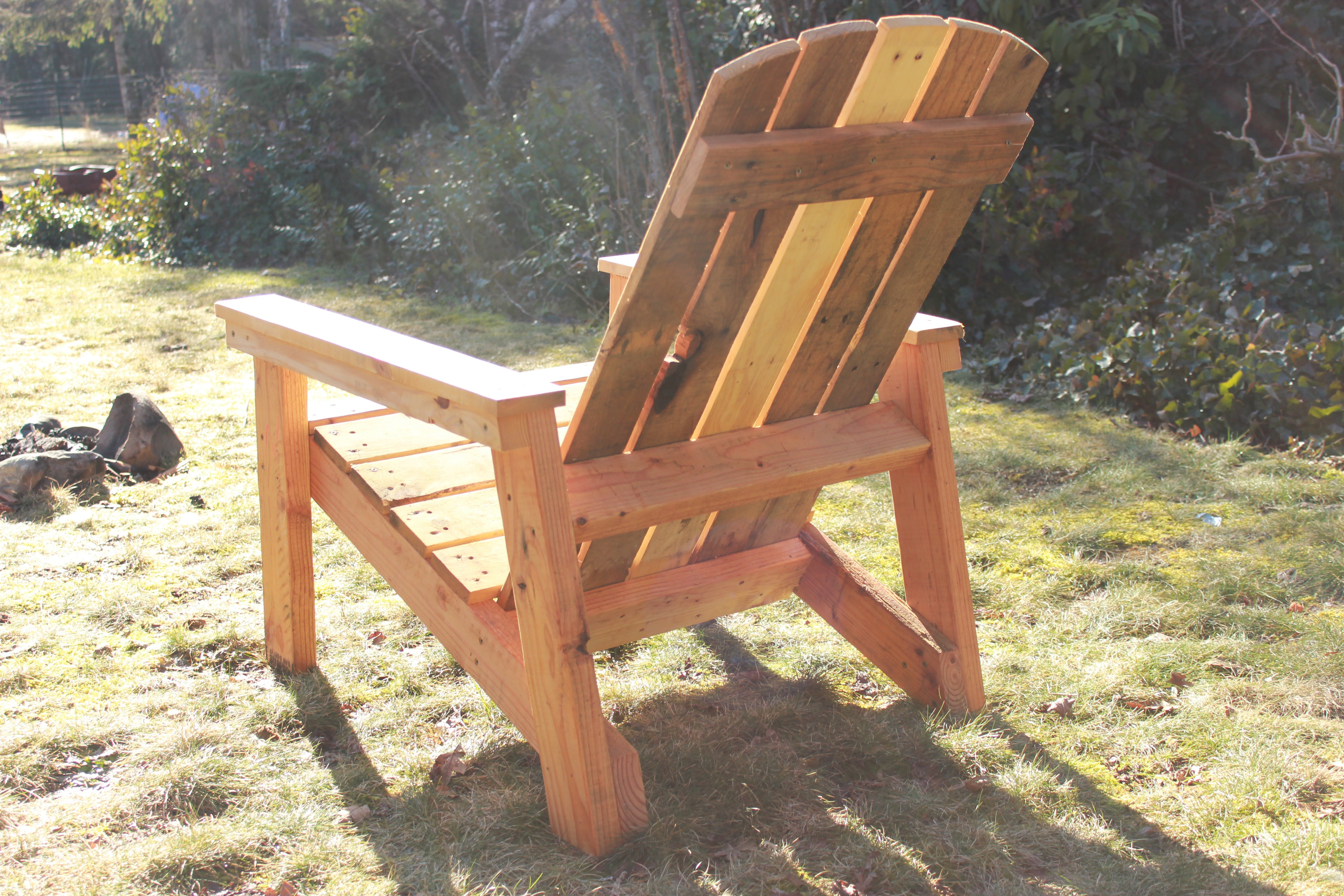 Tom's DIY Garage - Building an Adirondack Chair