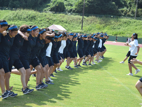 優勝は青ブロック 体育祭速報 九州国際大学付属高等学校